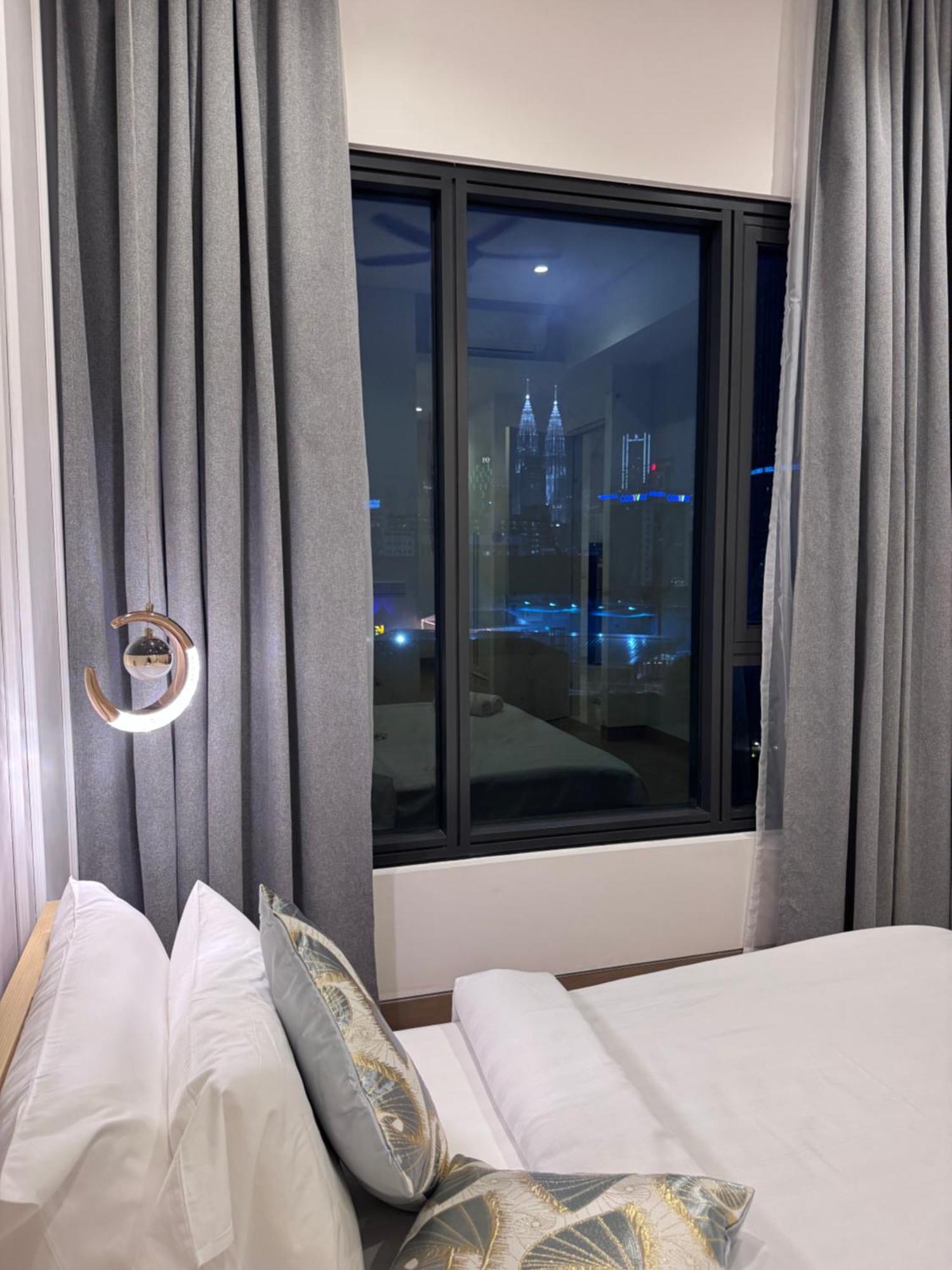 Infinity Pool Suite Bukit Bintang Lalaport Bbcc Куала-Лумпур Экстерьер фото